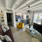 Hotel “l'annexe”, Chez Gaelle Et Steph *